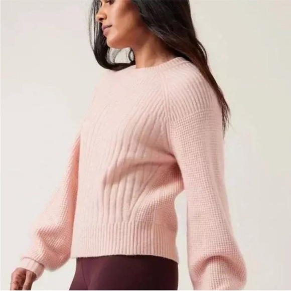 ATHLETA Women’s Layover Crew Sweater Size SP - Picture 2 of 8